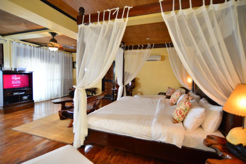 Nabulao Beach Resort Hinoba-an Exterior photo